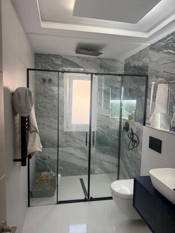 3 quarto Moradia Geminada para venda em Manilva - 580 000 € (Ref: 10020451)