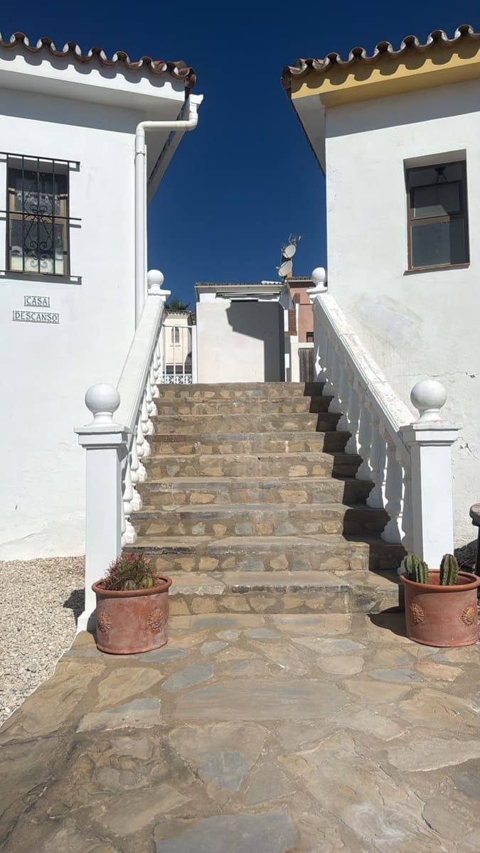 3 quarto Moradia Geminada para venda em Manilva - 580 000 € (Ref: 10020451)
