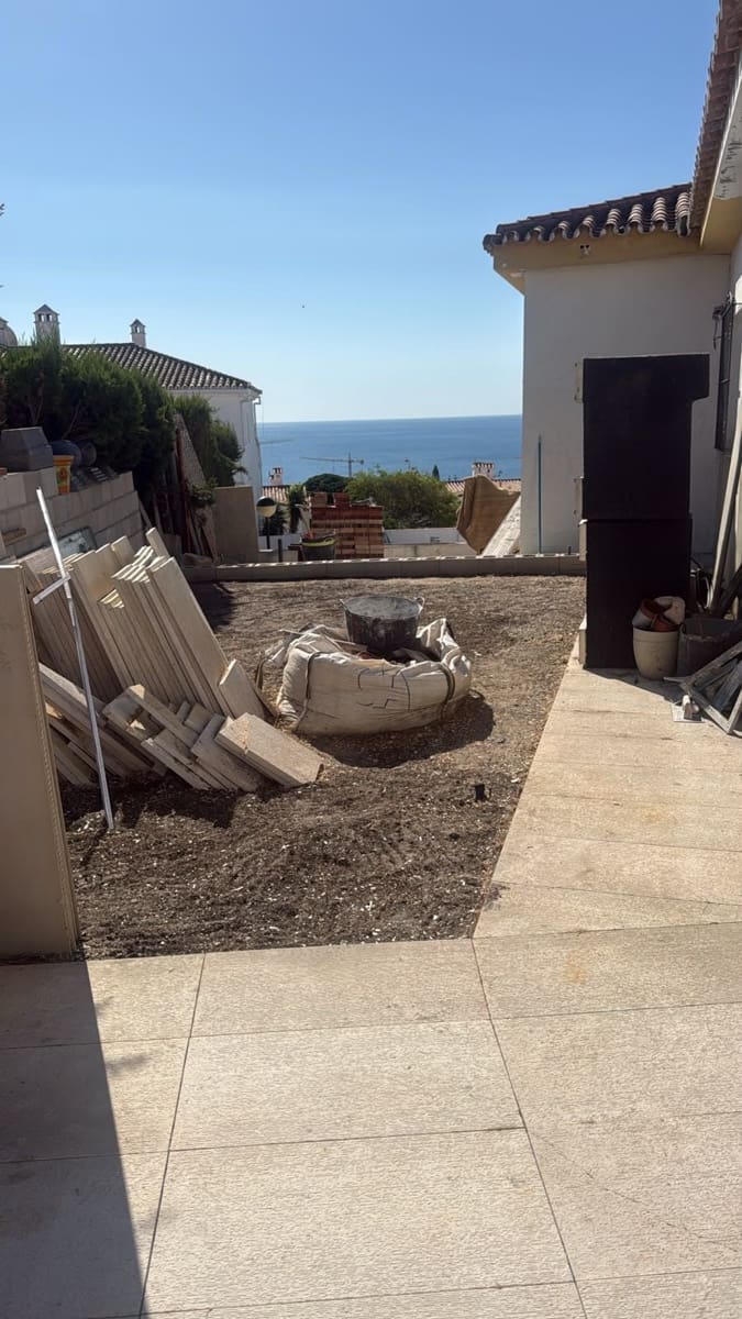 3 quarto Moradia Geminada para venda em Manilva - 580 000 € (Ref: 10020451)