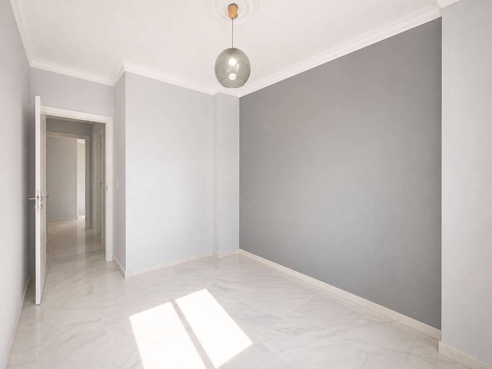 4 slaapkamer Appartement te koop in Marbella - € 425.000 (Ref: 10020452)