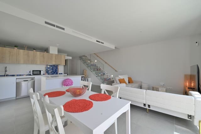 4 makuuhuone Paritalo myytävänä paikassa Riviera del Sol, Mijas - 645 000 € (Ref: 10020453)