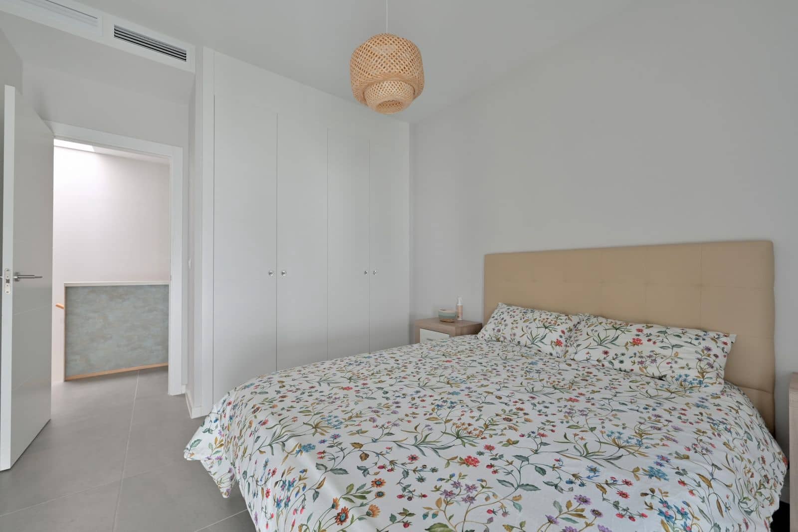 4 makuuhuone Paritalo myytävänä paikassa Riviera del Sol - 645 000 € (Ref: 10020453)