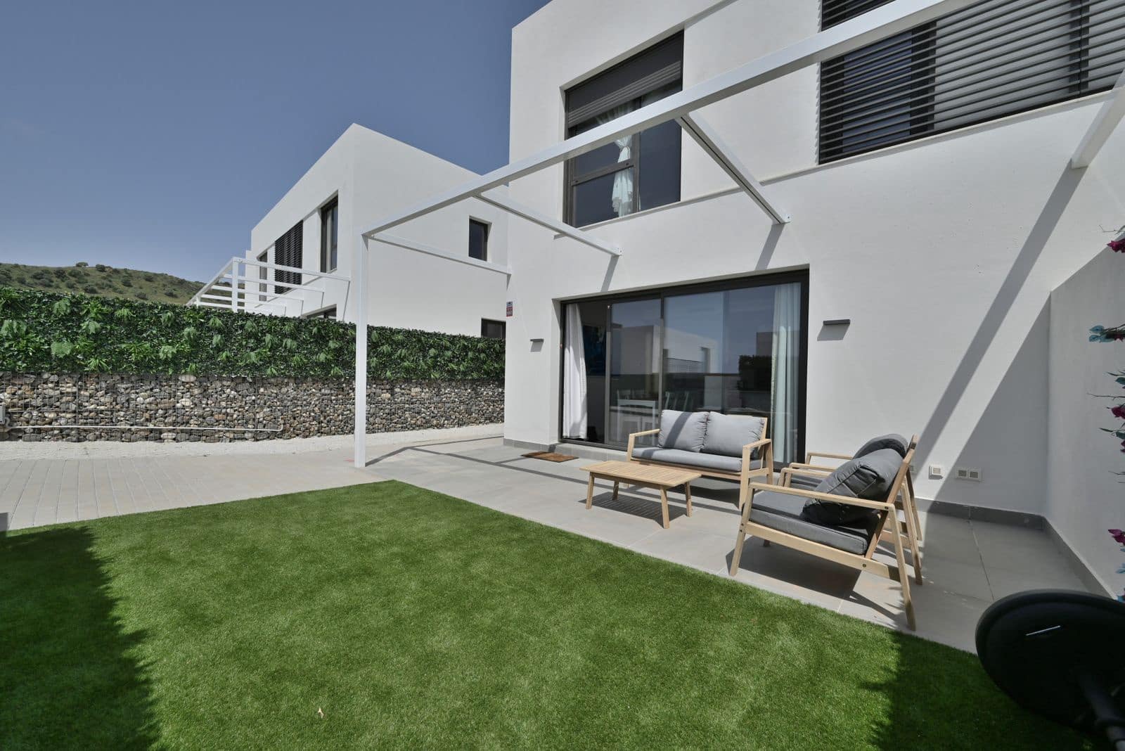 4 makuuhuone Paritalo myytävänä paikassa Riviera del Sol - 645 000 € (Ref: 10020453)