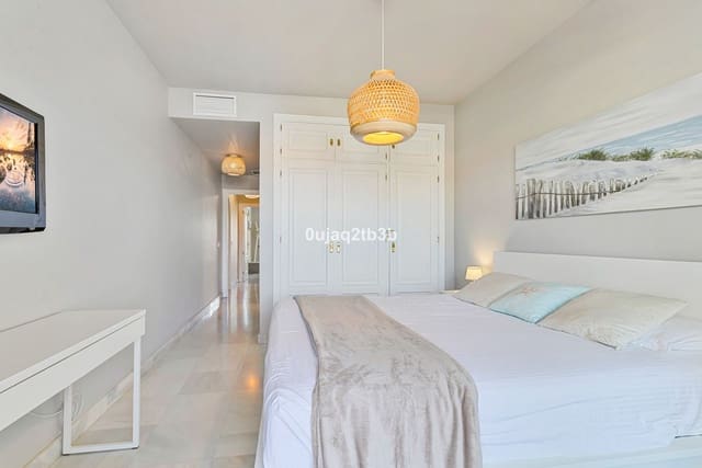 2 makuuhuone Huoneisto myytävänä paikassa Aloha Golf, Marbella - 570 000 € (Ref: 10020454)