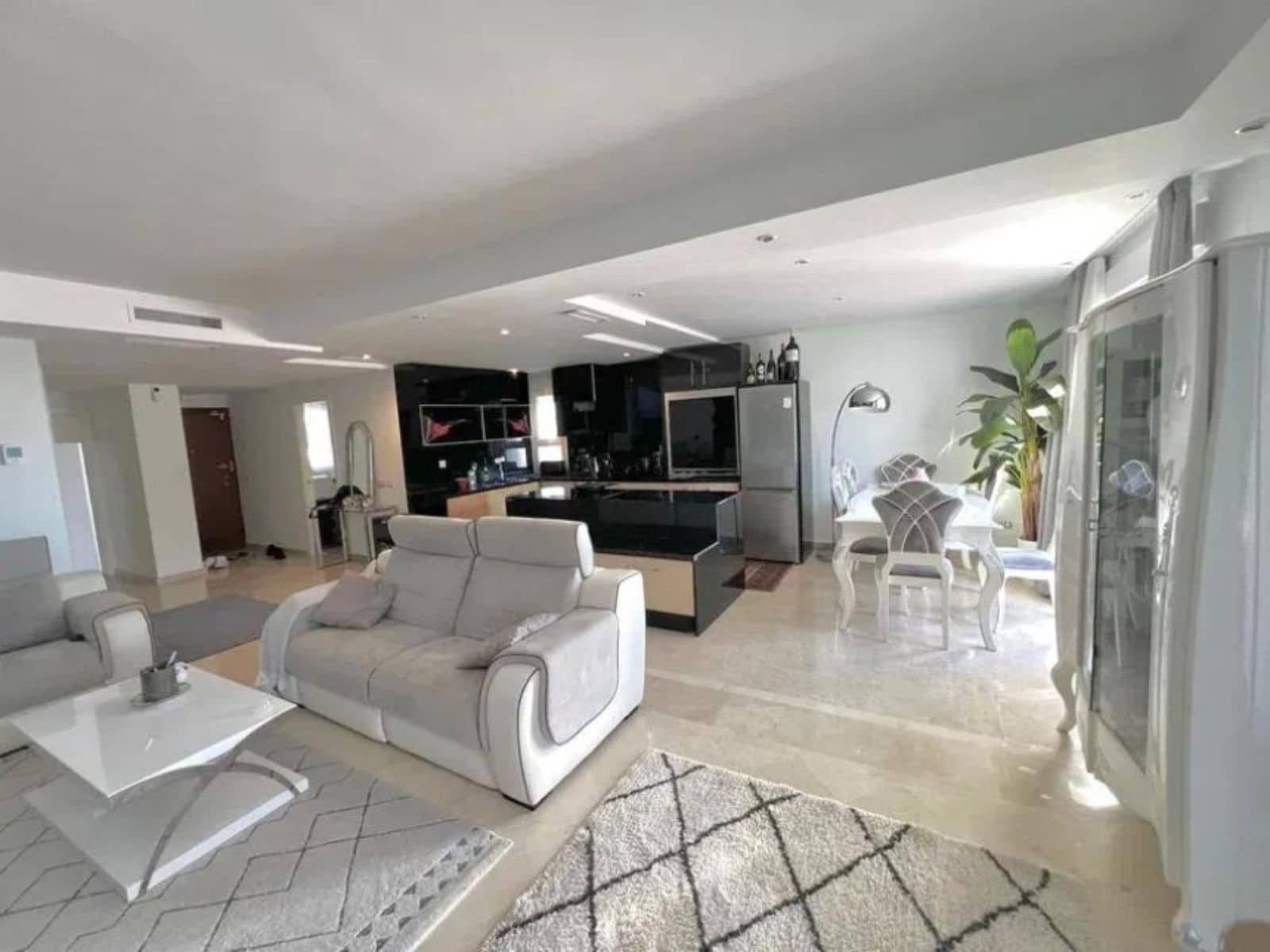 3 chambre Appartement à vendre à Nueva Andalucia - 719 000 € (Ref: 10020455)