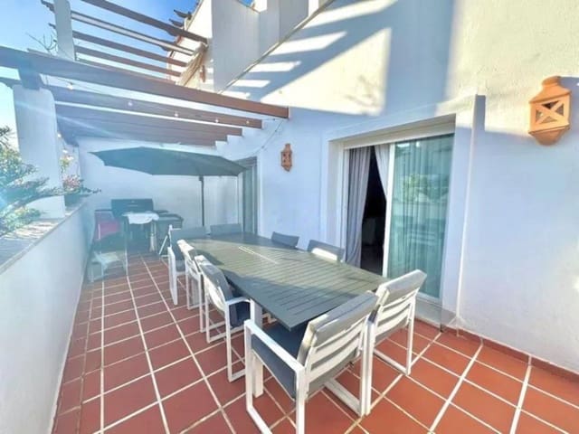 3 chambre Appartement à vendre à Nueva Andalucia, Marbella - 719 000 € (Ref: 10020455)