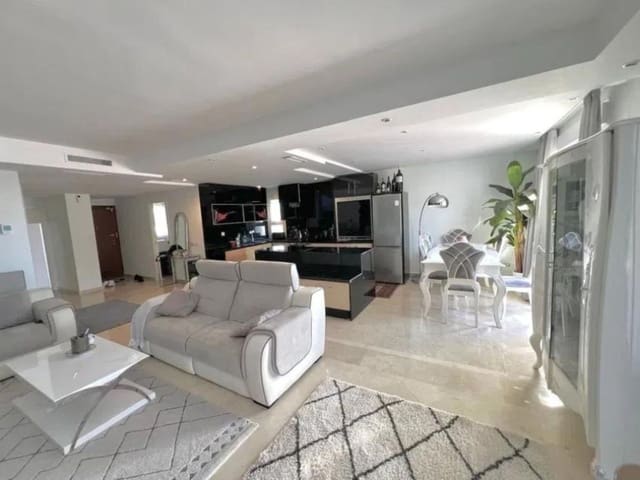3 chambre Appartement à vendre à Nueva Andalucia, Marbella - 719 000 € (Ref: 10020455)