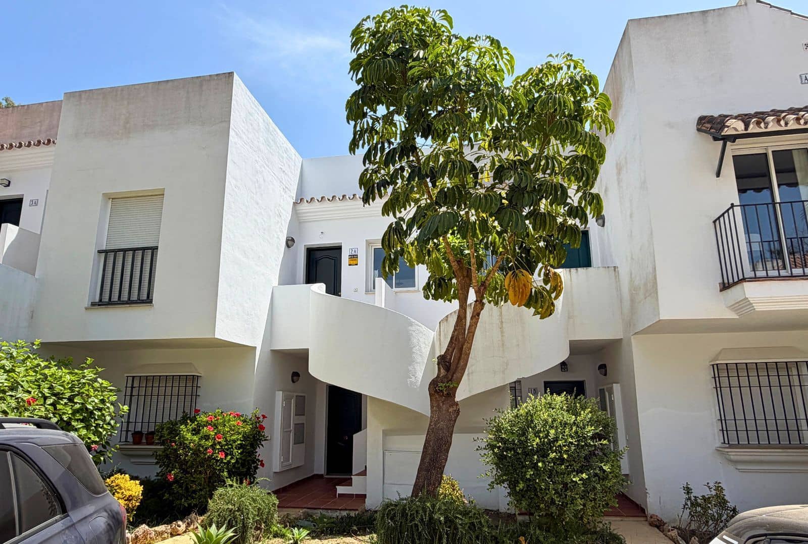 Ático de 2 habitaciones en Nueva Andalucia en venta - 425.000 € (Ref: 10020456)