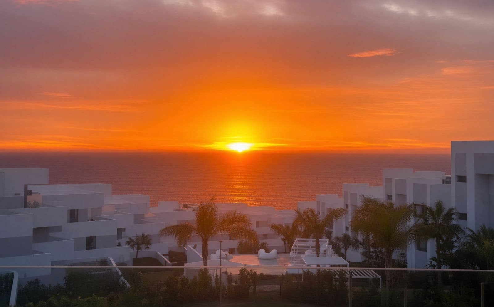 Apartamento de 2 habitaciones en La Duquesa / Puerto de la Duquesa en venta - 635.000 € (Ref: 10020461)