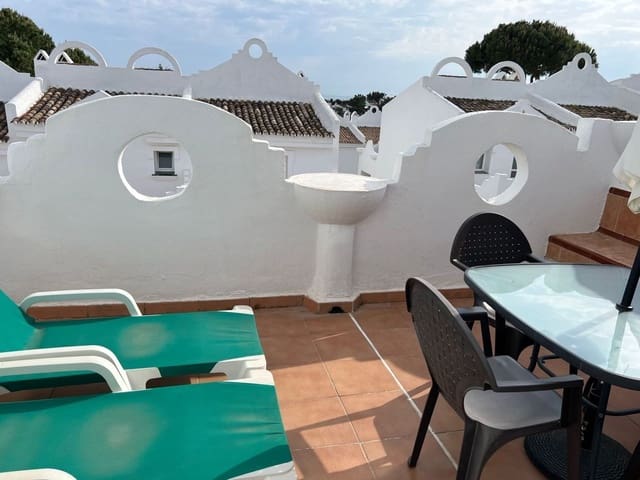 2 makuuhuone Huoneisto myytävänä paikassa La Reserva, Marbella - 384 000 € (Ref: 10020464)