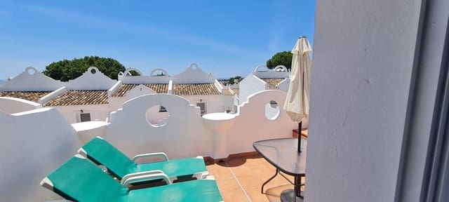 2 makuuhuone Huoneisto myytävänä paikassa La Reserva, Marbella - 384 000 € (Ref: 10020464)