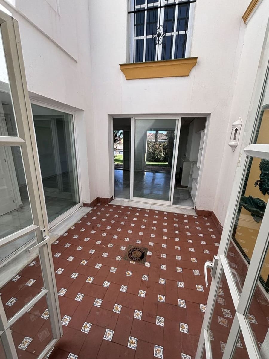 3 soverom Hus til salgs i Estepona - € 500 000 (Ref: 10020465)