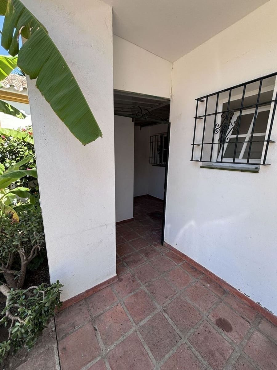 3 soverom Hus til salgs i Estepona - € 500 000 (Ref: 10020465)