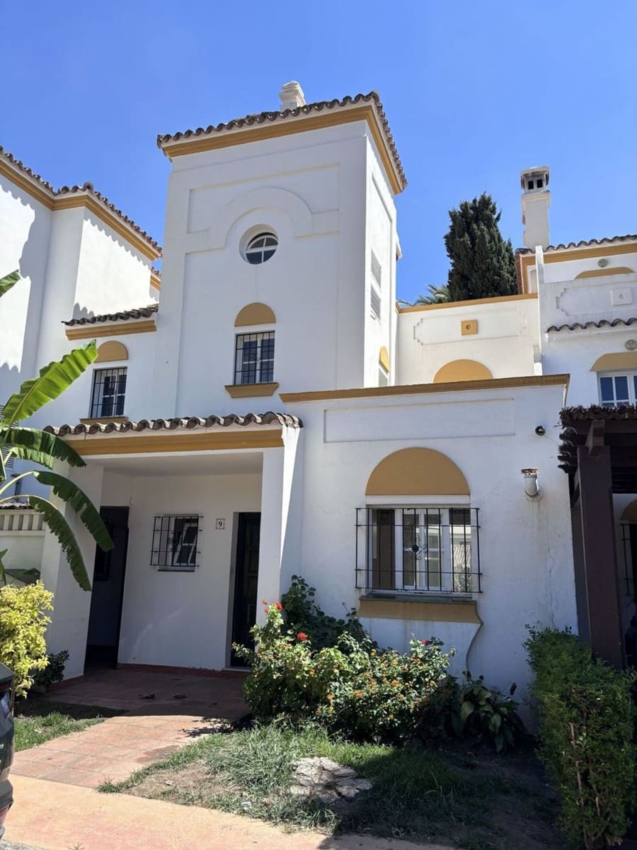 3 soverom Hus til salgs i Estepona - € 500 000 (Ref: 10020465)