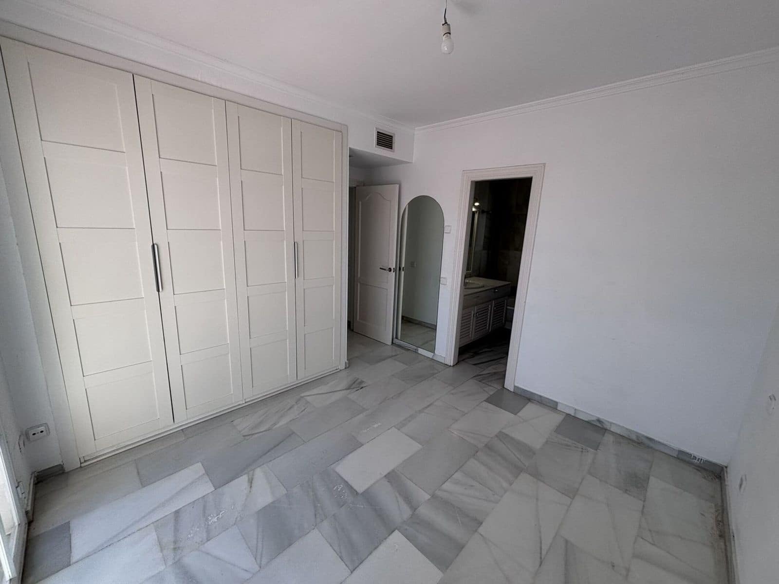 3 soverom Hus til salgs i Estepona - € 500 000 (Ref: 10020465)