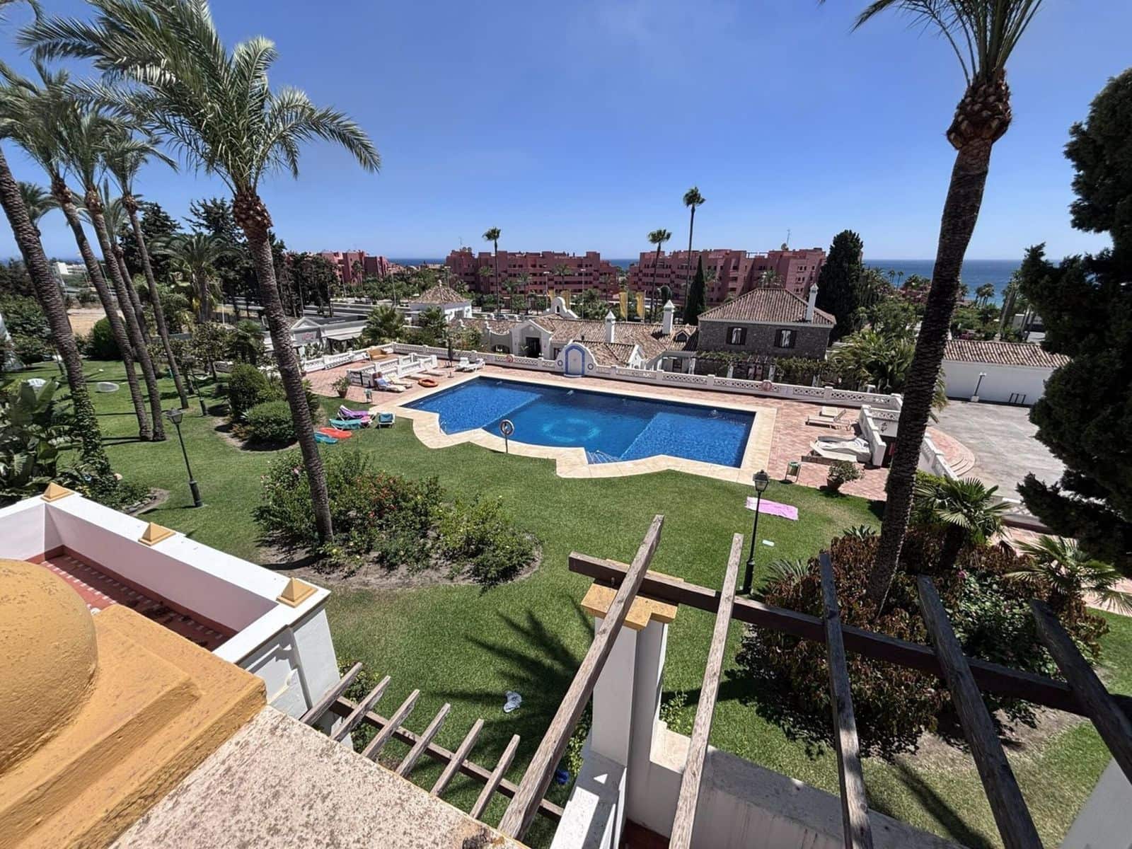 3 soverom Hus til salgs i Estepona - € 500 000 (Ref: 10020465)