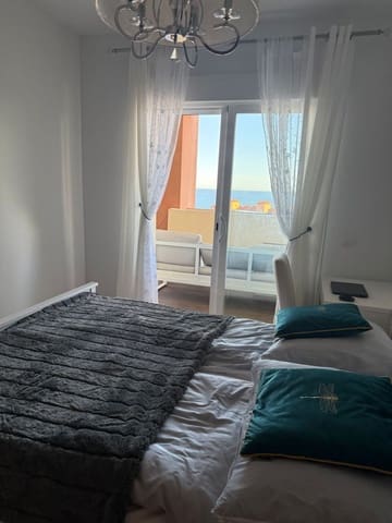 2 makuuhuone Huoneisto myytävänä paikassa La Duquesa / Puerto de la Duquesa, Manilva - 375 000 € (Ref: 10020468)