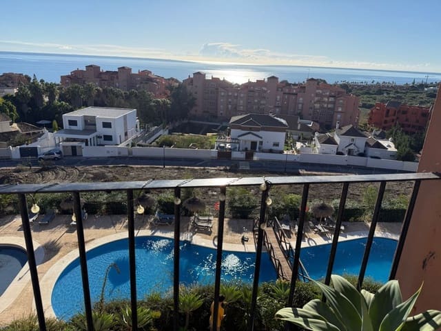 2 makuuhuone Huoneisto myytävänä paikassa La Duquesa / Puerto de la Duquesa, Manilva - 375 000 € (Ref: 10020468)