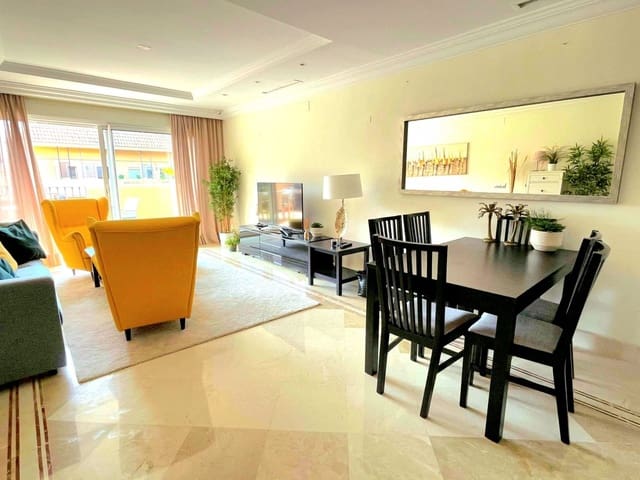 Apartamento de 3 habitaciones en Nueva Andalucia, Marbella en venta - 595.000 € (Ref: 10020472)