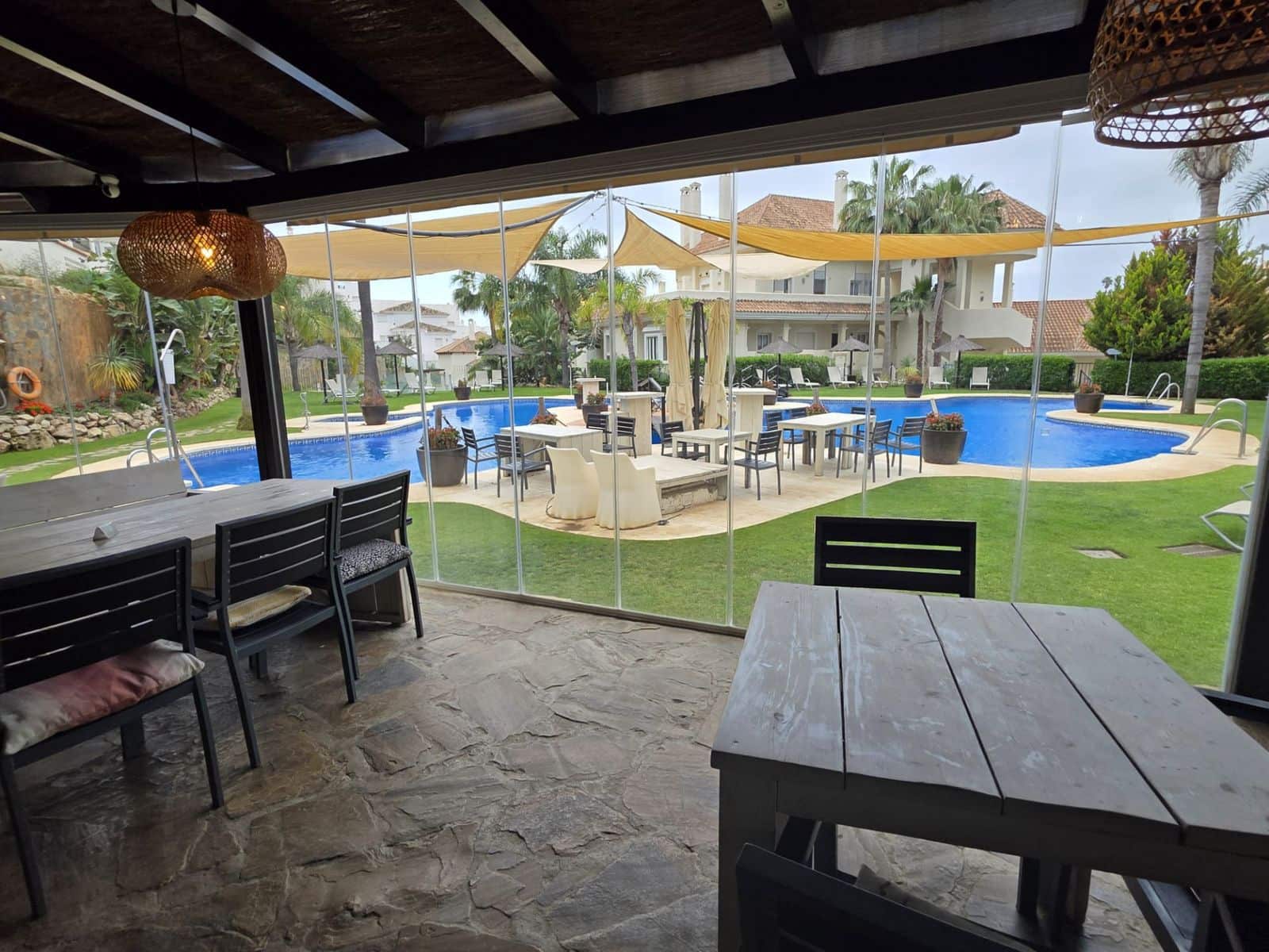 Apartamento de 3 habitaciones en Nueva Andalucia en venta - 595.000 € (Ref: 10020472)