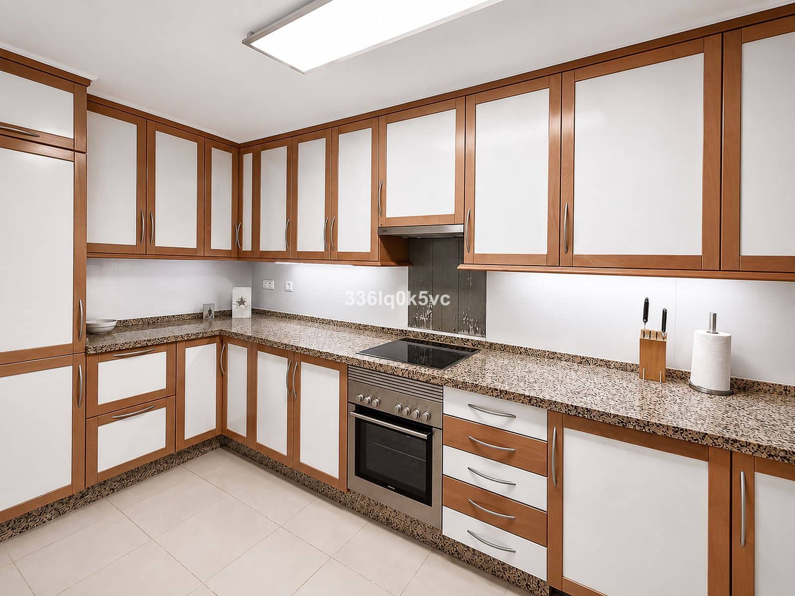 2 sovrum Lägenhet till salu i Benahavis - 485 000 € (Ref: 10020480)