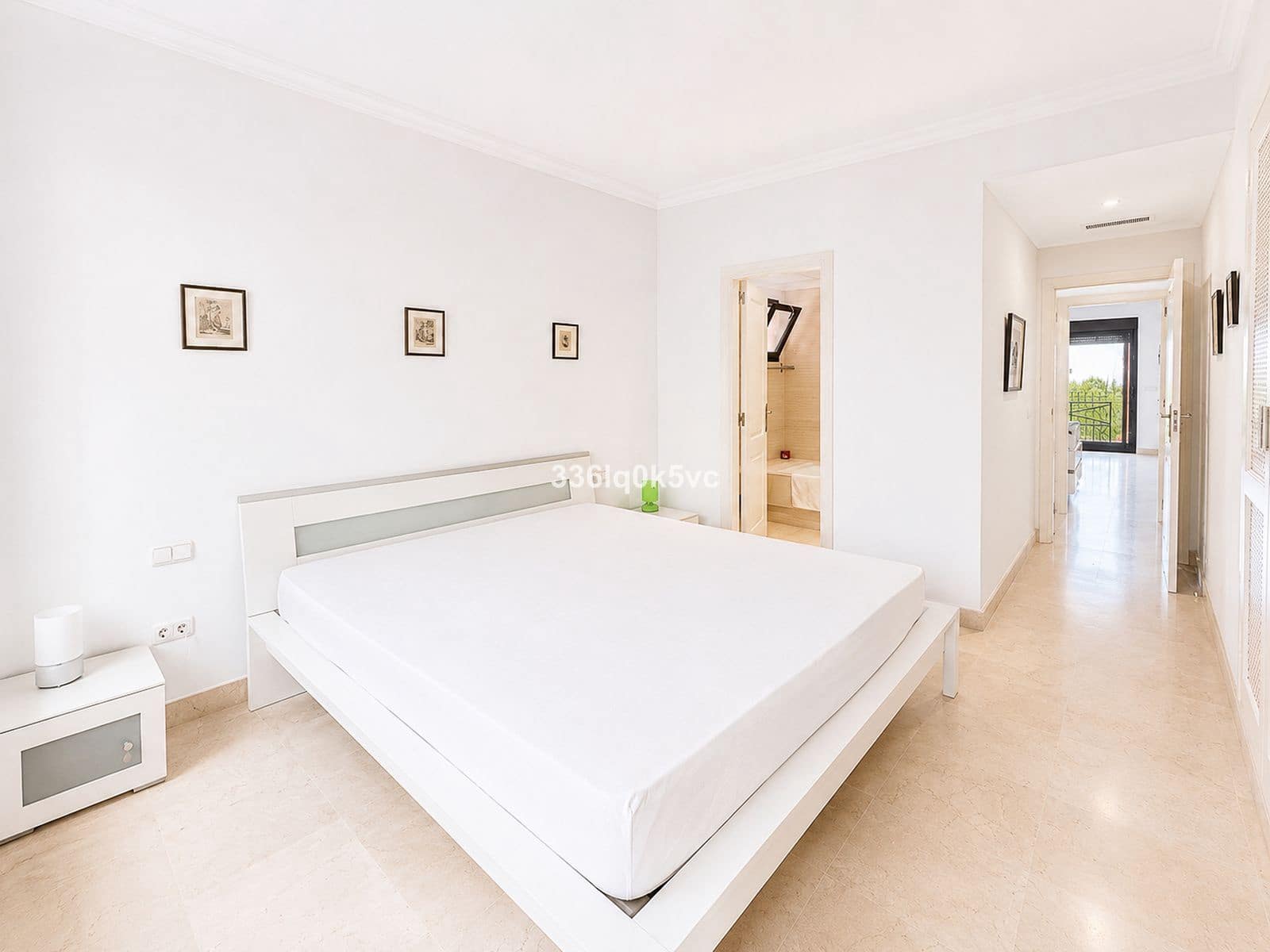 2 sovrum Lägenhet till salu i Benahavis - 485 000 € (Ref: 10020480)