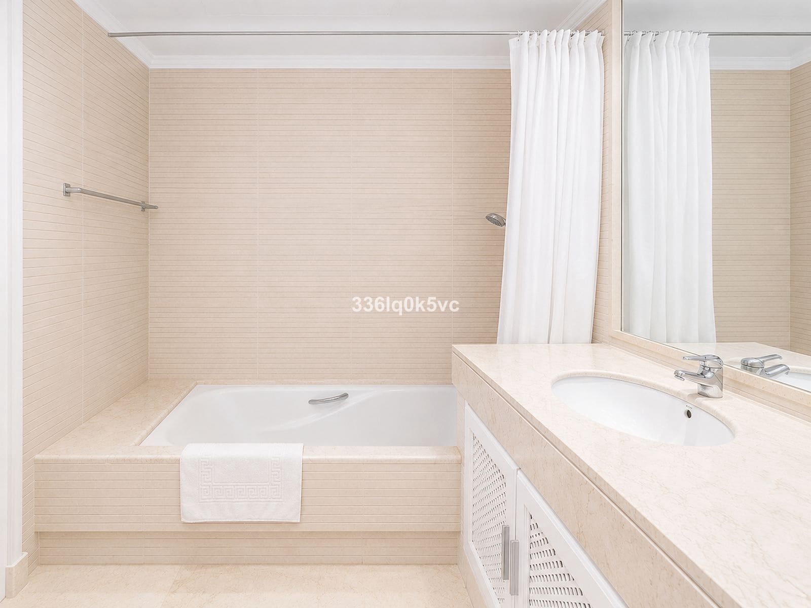 2 sovrum Lägenhet till salu i Benahavis - 485 000 € (Ref: 10020480)