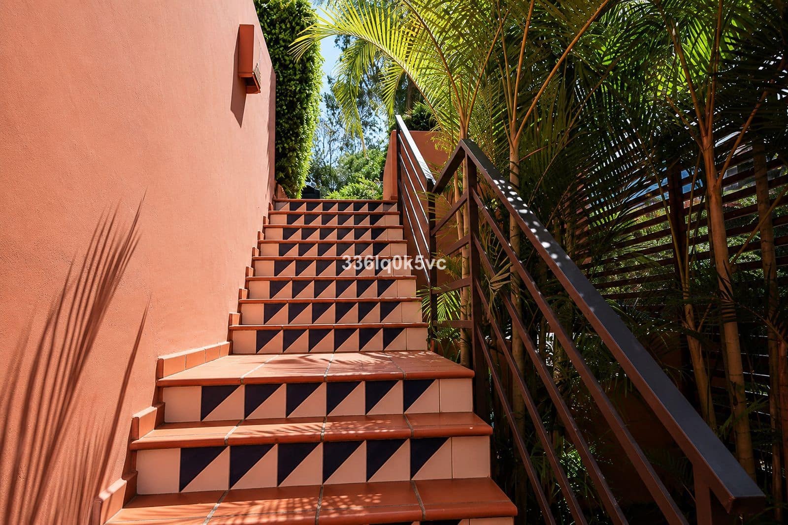 2 sovrum Lägenhet till salu i Benahavis - 485 000 € (Ref: 10020480)