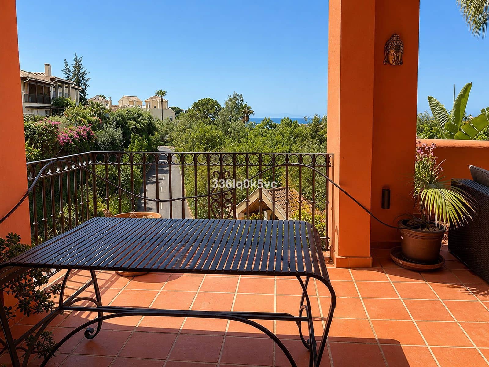 2 sovrum Lägenhet till salu i Benahavis - 485 000 € (Ref: 10020480)