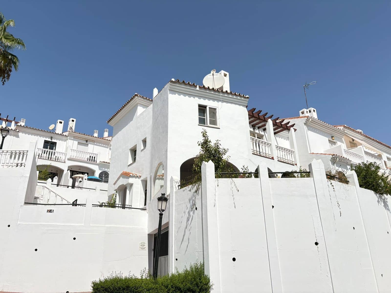 4 bedroom Townhouse for sale in Riviera del Sol - € 399,950 (Ref: 10020481)