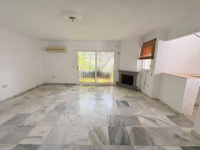 4 makuuhuone Omakotitalo myytävänä paikassa Riviera del Sol, Mijas - 399 950 € (Ref: 10020481)