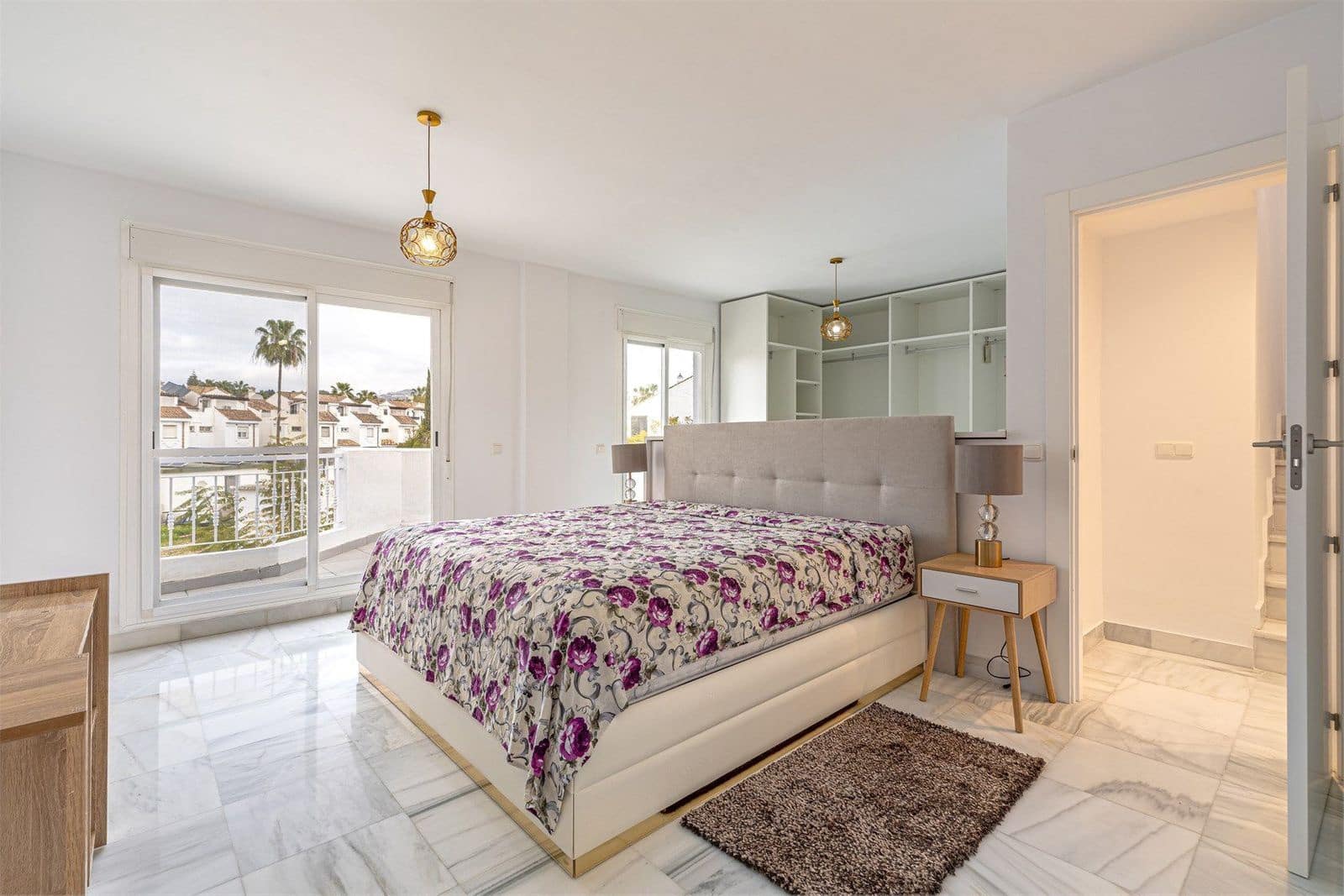 2 bedroom Townhouse for sale in Nueva Andalucia - € 600,000 (Ref: 10020483)