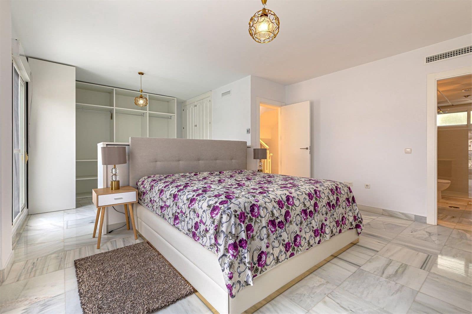 2 bedroom Townhouse for sale in Nueva Andalucia - € 600,000 (Ref: 10020483)