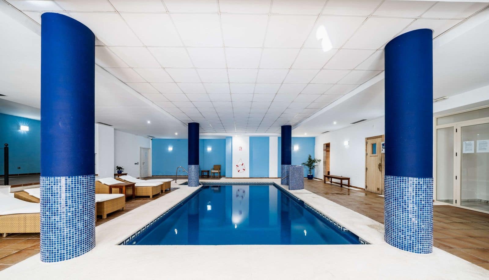 2 soveværelse Lejlighed til salg i Nueva Andalucia - € 550.000 (Ref: 10020484)