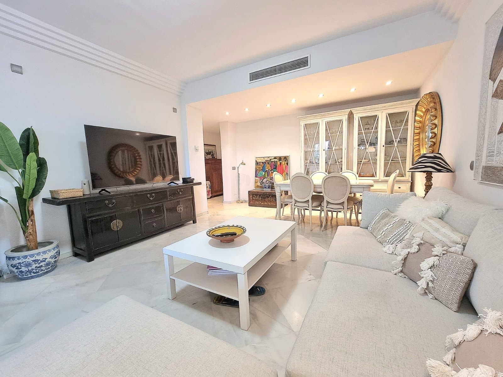 2 soveværelse Lejlighed til salg i Nueva Andalucia - € 550.000 (Ref: 10020484)