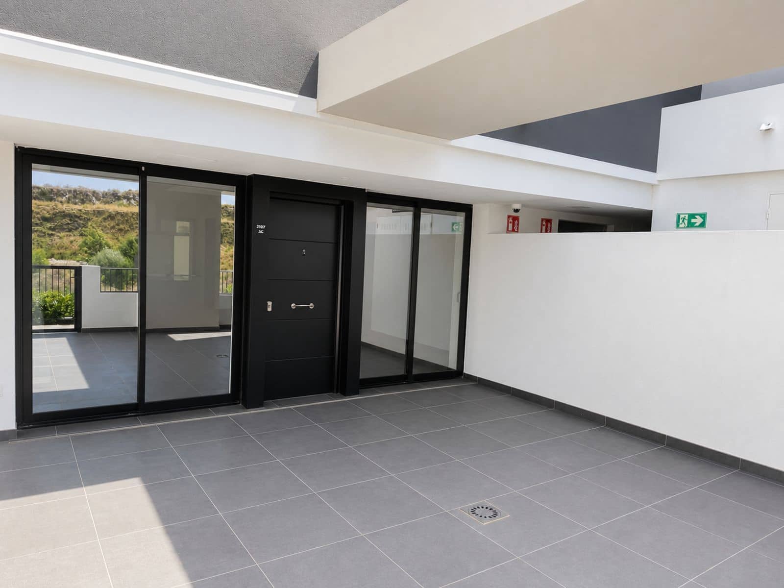 3 bedroom Apartment for sale in Las Lagunas de Mijas - € 397,000 (Ref: 10020488)