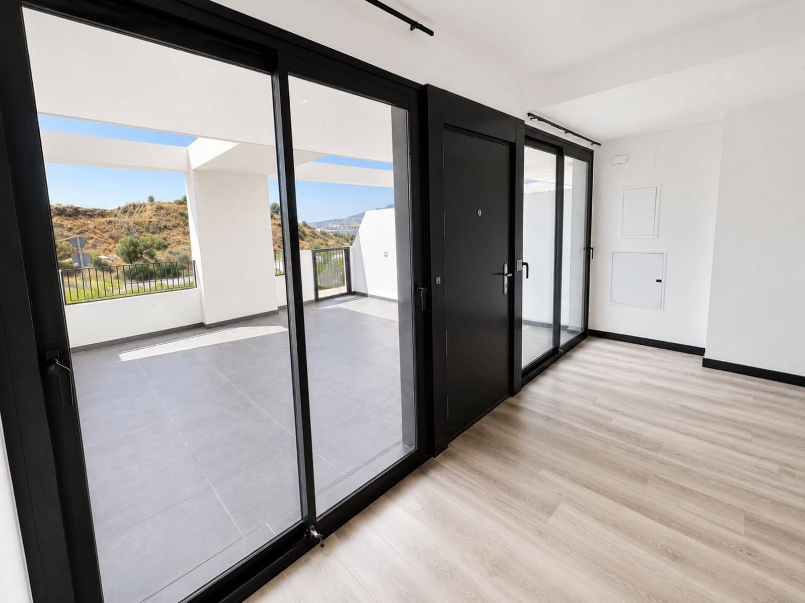 3 bedroom Apartment for sale in Las Lagunas de Mijas - € 397,000 (Ref: 10020488)