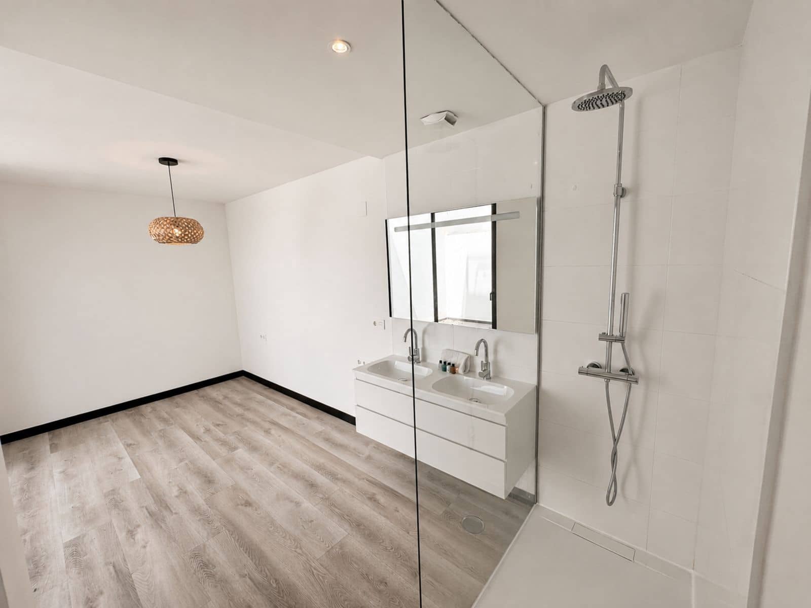 3 bedroom Apartment for sale in Las Lagunas de Mijas - € 397,000 (Ref: 10020488)