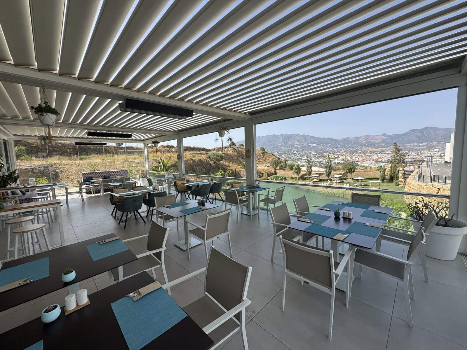 3 bedroom Apartment for sale in Las Lagunas de Mijas - € 397,000 (Ref: 10020488)