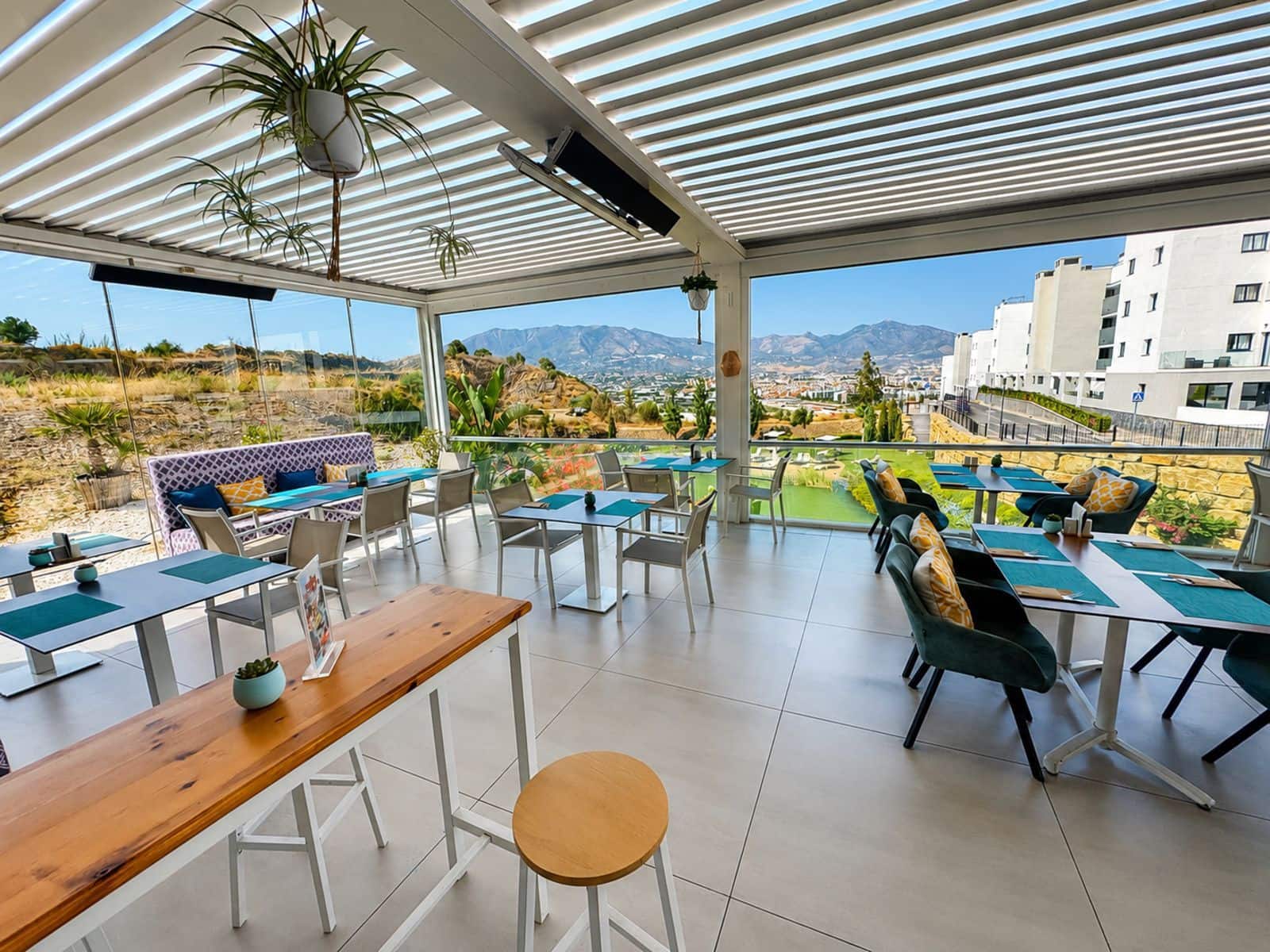 3 bedroom Apartment for sale in Las Lagunas de Mijas - € 397,000 (Ref: 10020488)