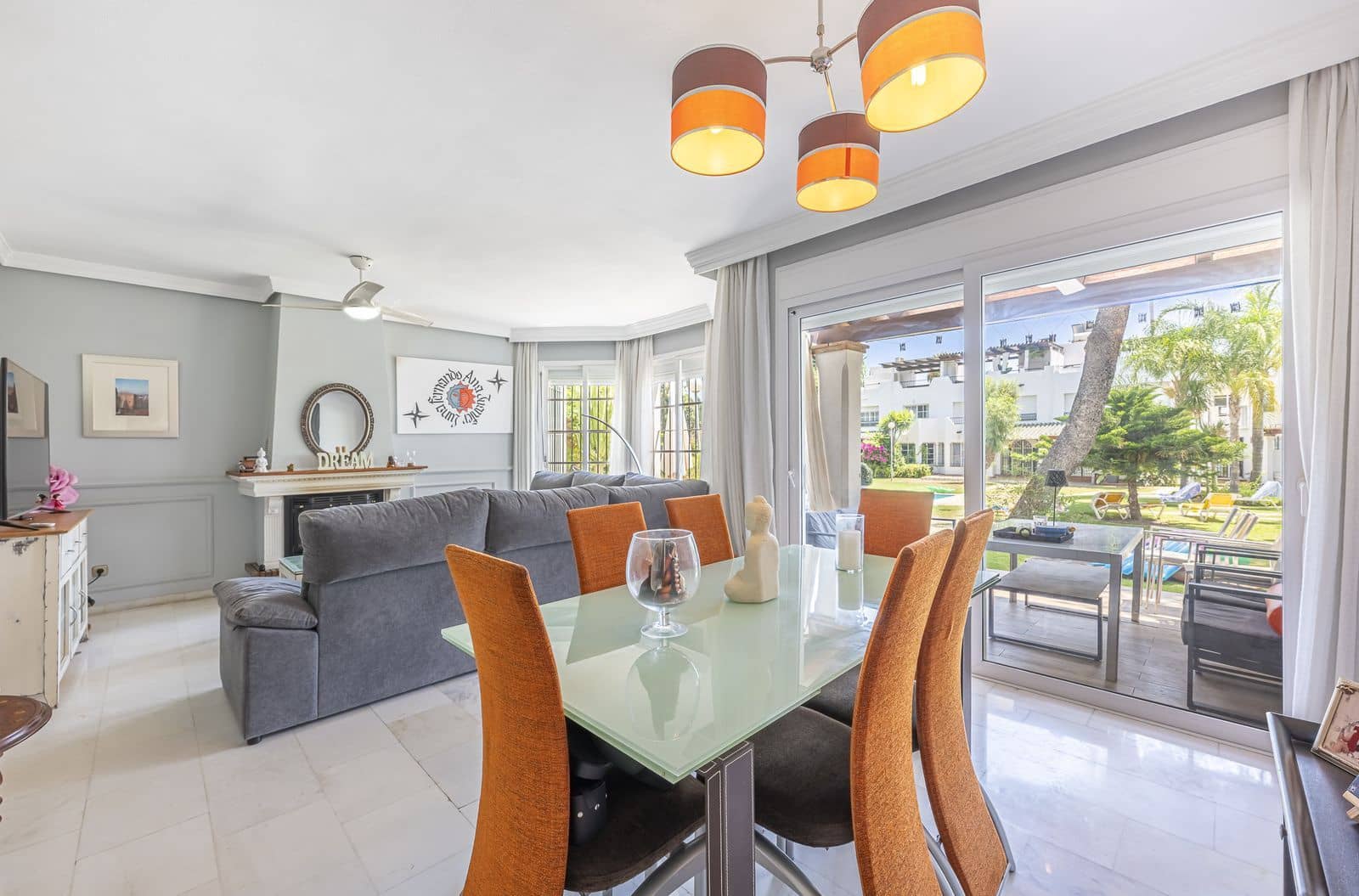 3 sovrum Semi-fristående Villa till salu i Nueva Andalucia - 640 000 € (Ref: 10020489)
