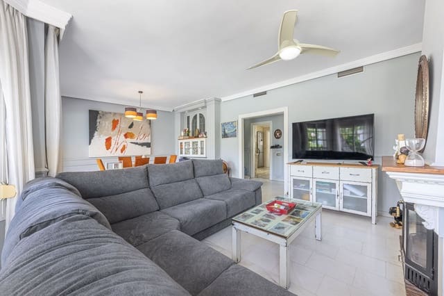 3 sovrum Semi-fristående Villa till salu i Nueva Andalucia, Marbella - 640 000 € (Ref: 10020489)