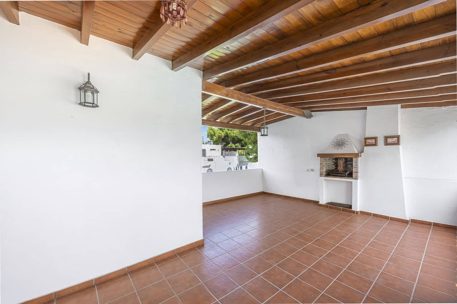 3 sovrum Semi-fristående Villa till salu i Nueva Andalucia - 640 000 € (Ref: 10020489)