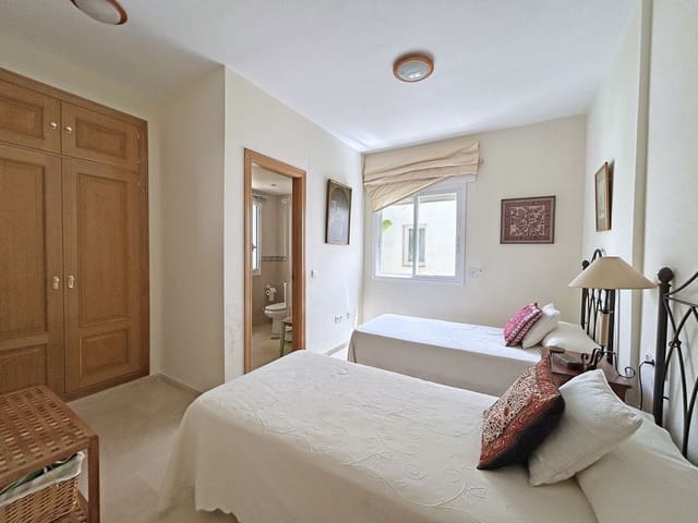 3 slaapkamer Appartement te koop in Golden Mile, Marbella - € 699.000 (Ref: 10020492)