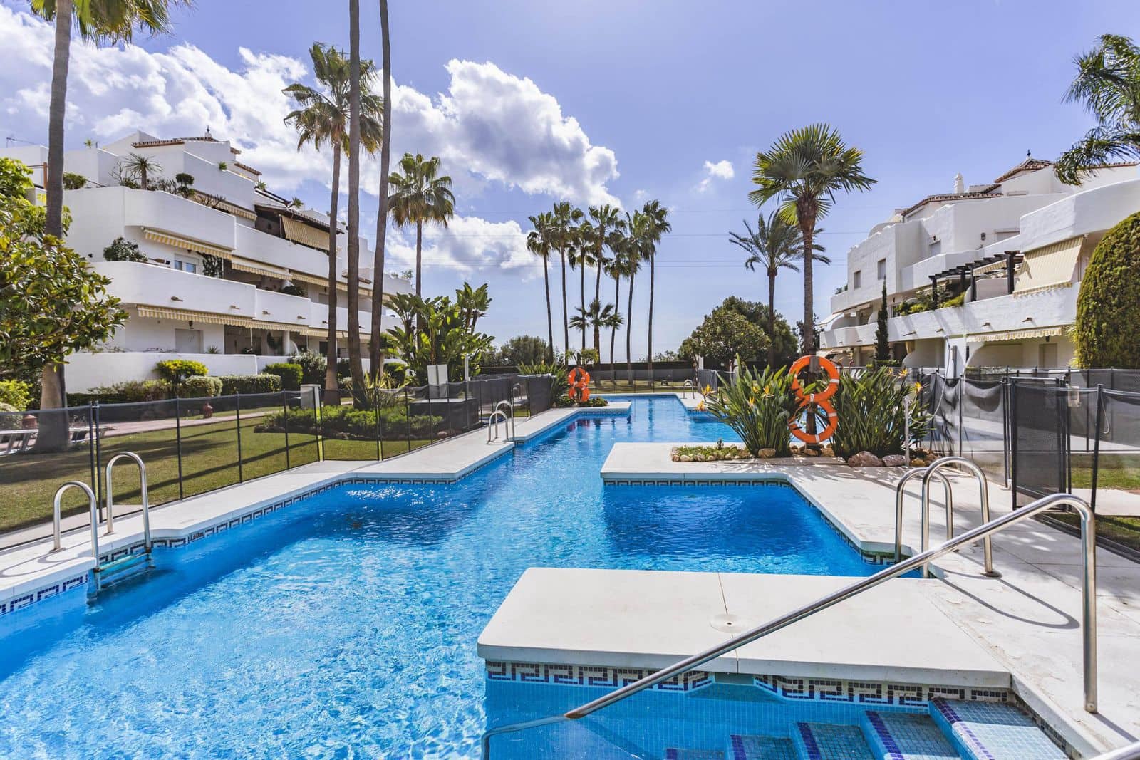 3 slaapkamer Appartement te koop in Golden Mile - € 699.000 (Ref: 10020492)
