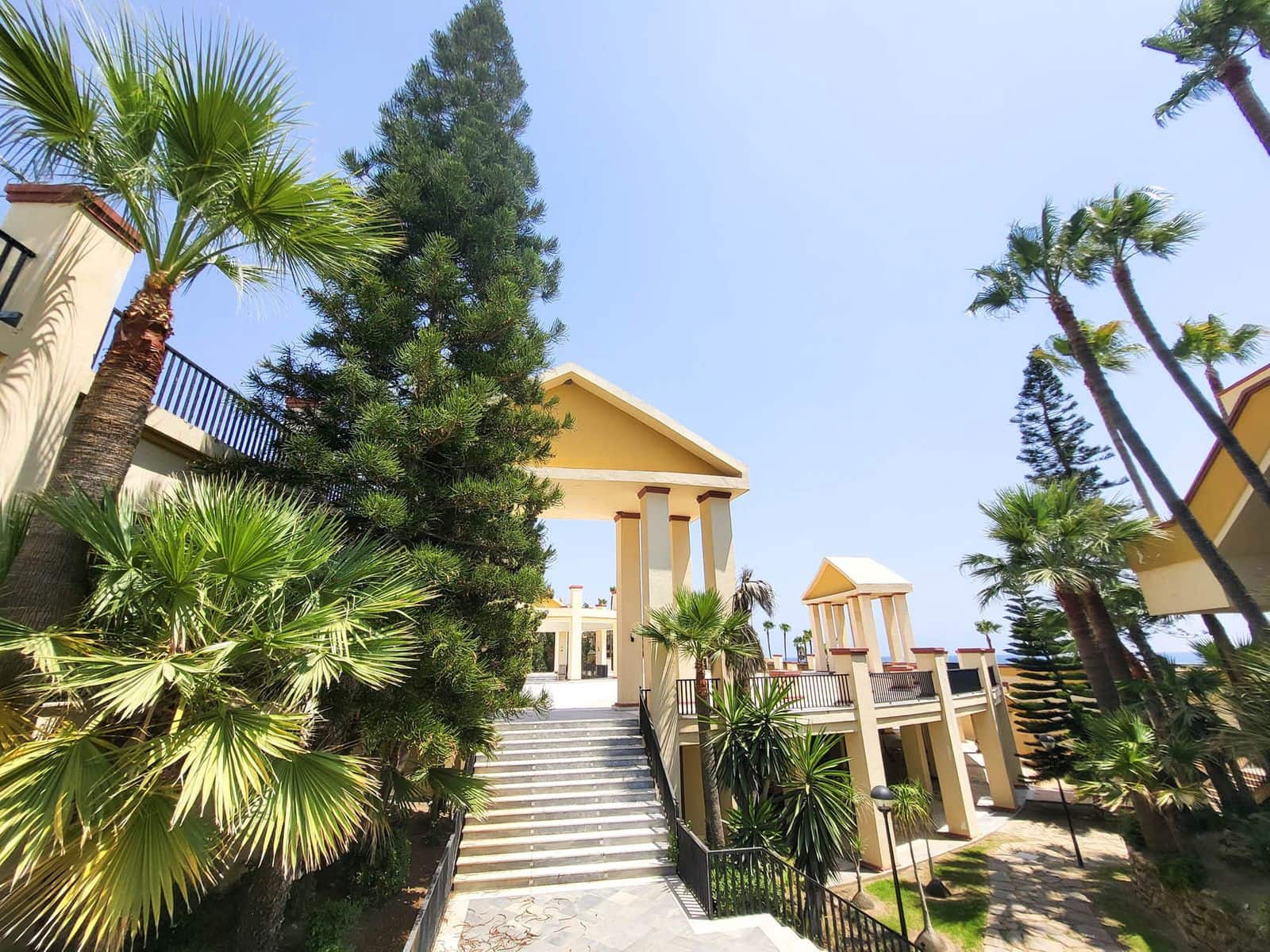 1 bedroom Studio for sale in Elviria - € 360,000 (Ref: 10020495)