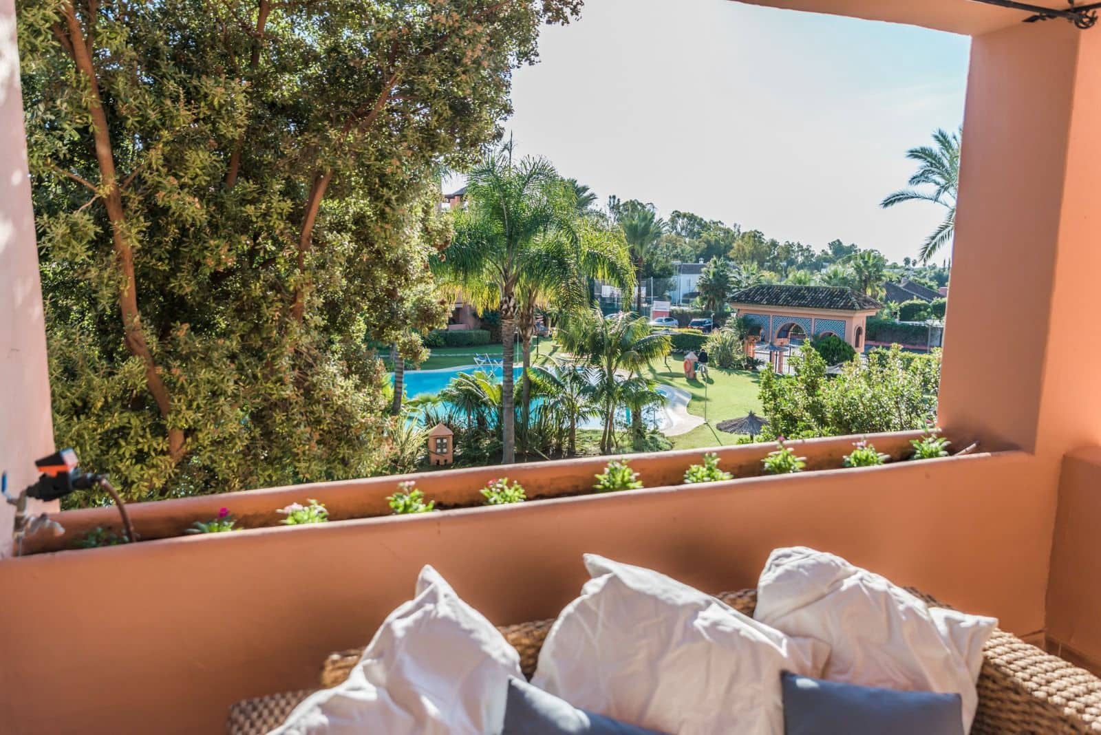 2 Zimmer Apartment zu verkaufen in Guadalmina - 619.500 € (Ref: 10020498)