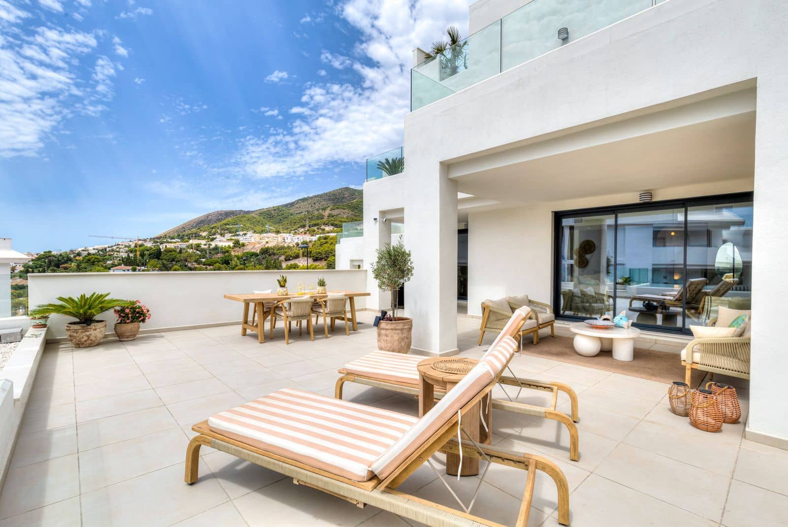 4 sypialnia Dom na sprzedaż w Benalmadena - 1 198 000 € (Ref: 10020500)
