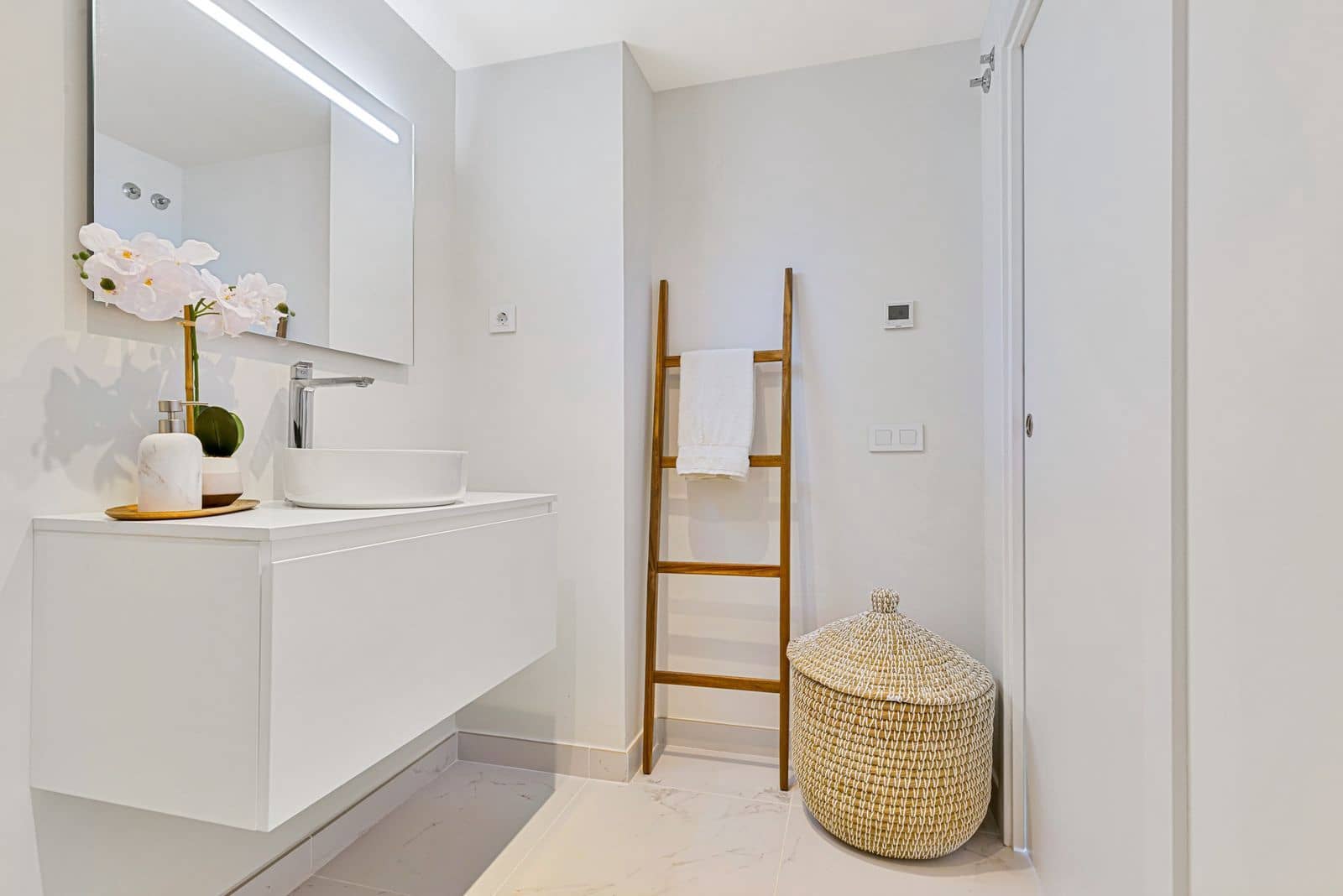 4 sypialnia Dom na sprzedaż w Benalmadena - 1 198 000 € (Ref: 10020500)
