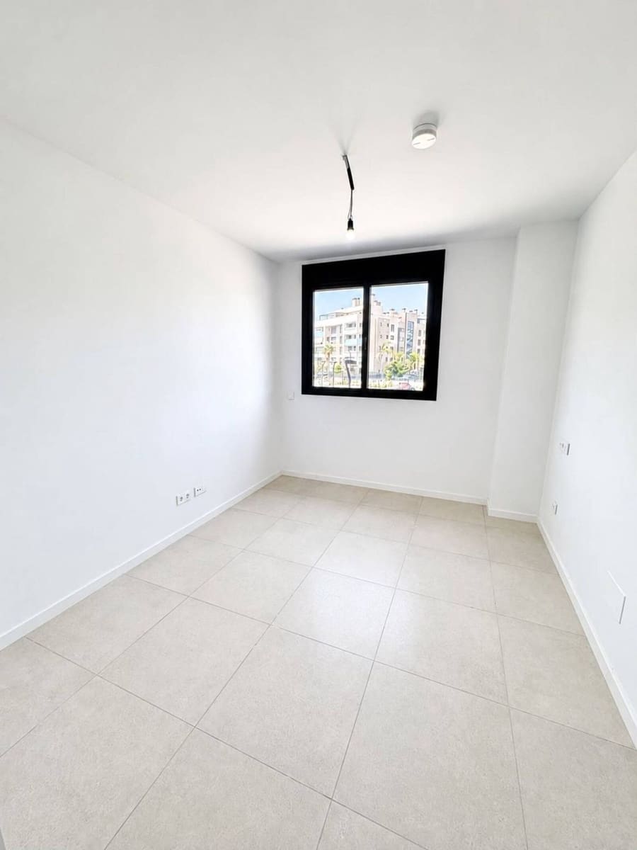 2 makuuhuone Huoneisto myytävänä paikassa Torremolinos - 930 000 € (Ref: 10020502)